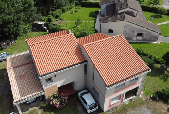 renovation-toiture-tuiles-terre-cuite-tournefeuille couvreur Toulouse, couvreur Blagnac, couvreur Balma, couvreur Ramonville, couvreur L'Union, énovation de toiture Toulouse, Nettoyage de toiture Toulouse, Isolation de toiture Toulouse, Fuite de toiture Toulouse, Étanchéité de toiture Toulouse, Réparation de faîtage Toulouse, Pose de tuile Toulouse, couvreur zingueur Toulouse, Pose de gouttière Toulouse, Planche de rive Toulouse, Pose de pied de cheminée Toulouse, Charpentier Toulouse, Pose Velux Toulouse