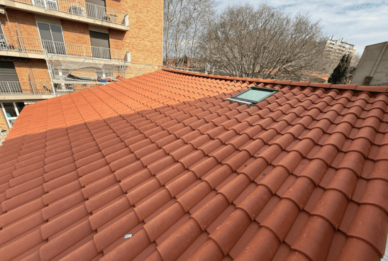 renovation-toiture-velux-colomiers couvreur Toulouse, couvreur Blagnac, couvreur Balma, couvreur Ramonville, couvreur L'Union, énovation de toiture Toulouse, Nettoyage de toiture Toulouse, Isolation de toiture Toulouse, Fuite de toiture Toulouse, Étanchéité de toiture Toulouse, Réparation de faîtage Toulouse, Pose de tuile Toulouse, couvreur zingueur Toulouse, Pose de gouttière Toulouse, Planche de rive Toulouse, Pose de pied de cheminée Toulouse, Charpentier Toulouse, Pose Velux Toulouse